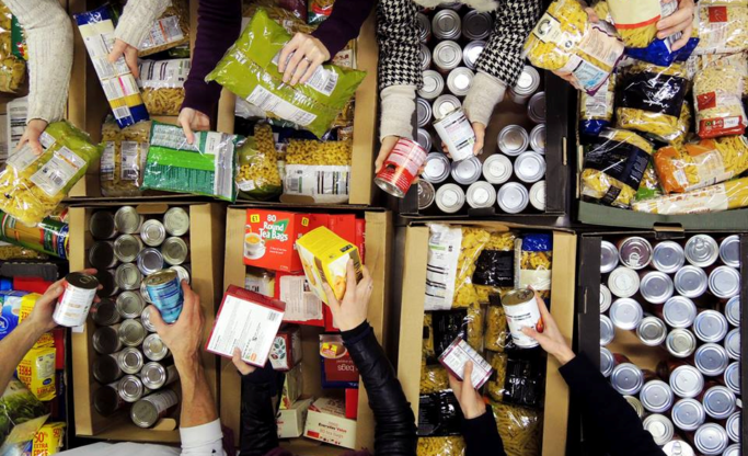 Food sorting - pasta and tins boxes large